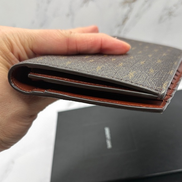 Saint Laurent Brown Monogram Wallet - Picture 5 of 6